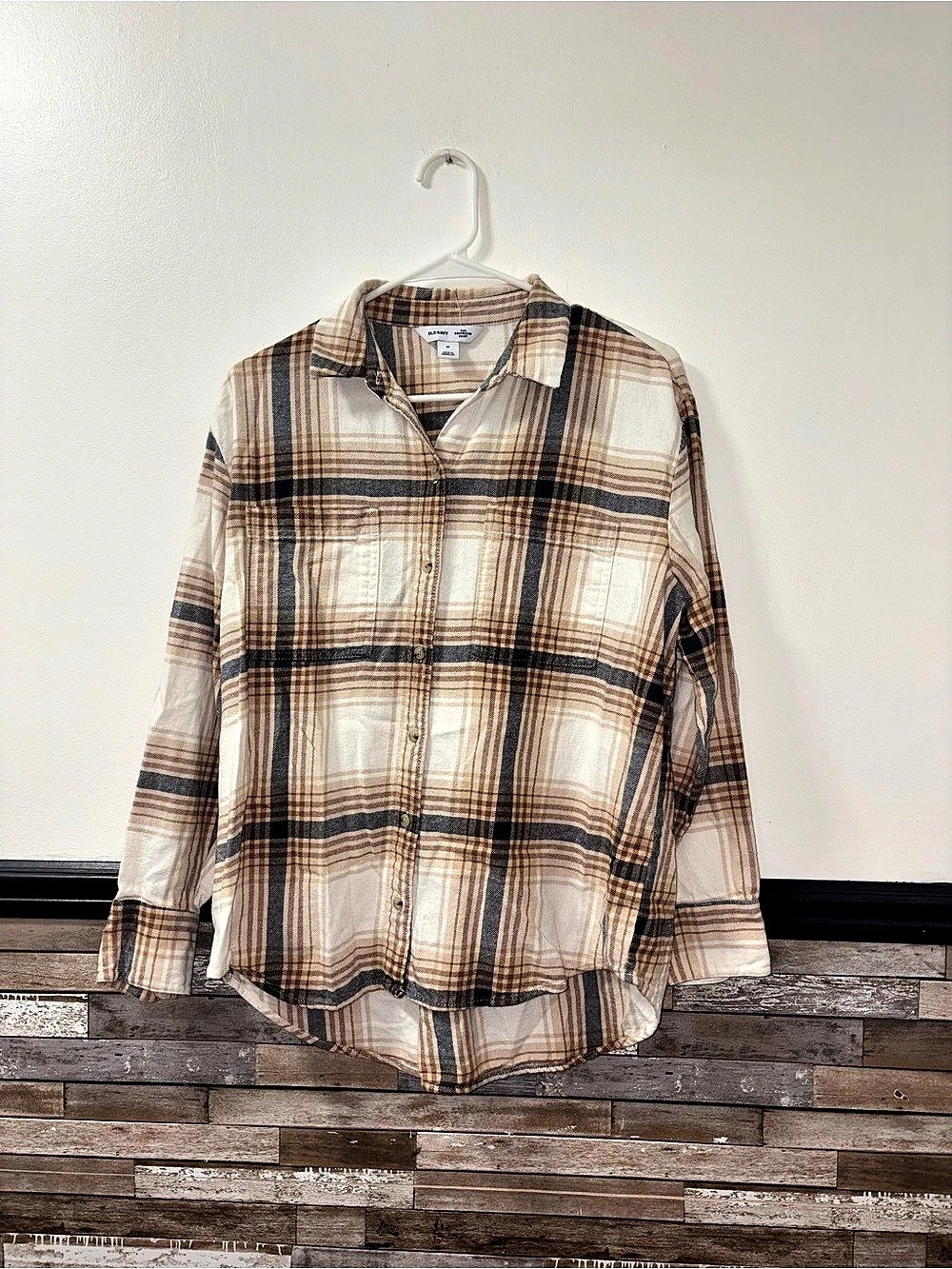 Old Navy The Boyfriend Shirt Plaid Flannel Brown & Cream Medium